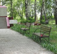 Оформили алею памяти в парке